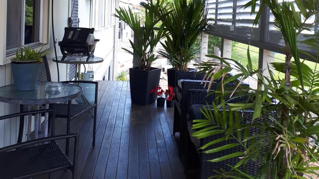 Airlie Apartments Еърли Бийч Екстериор снимка
