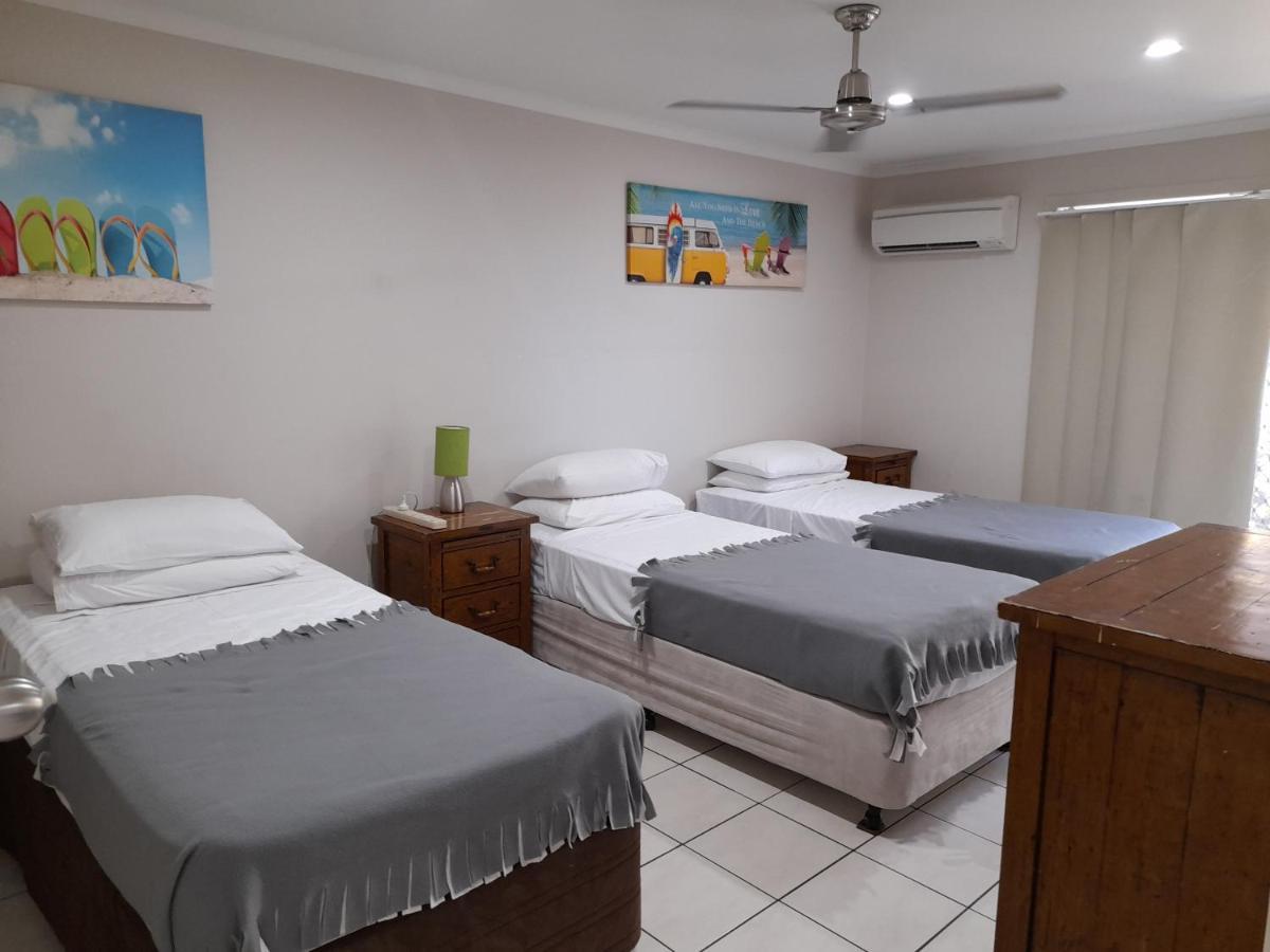 Airlie Apartments Еърли Бийч Екстериор снимка
